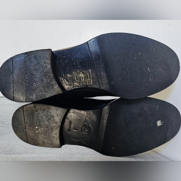 🖤 Chanel Boots 🖤 - Picture 10 of 11